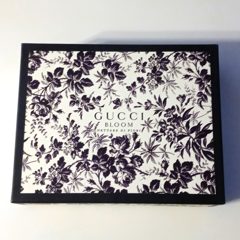 Gucci bloom perfume and roller set